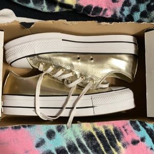 Used  Gold Converse All Stars sz 9 Women’s